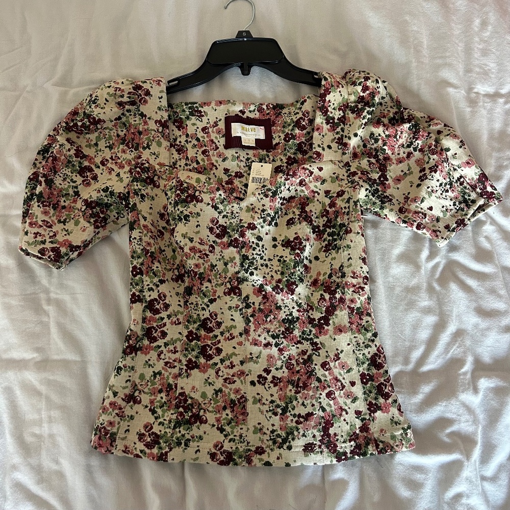 Maeve by Anthropologie Floral Puff Sleeve top NWT